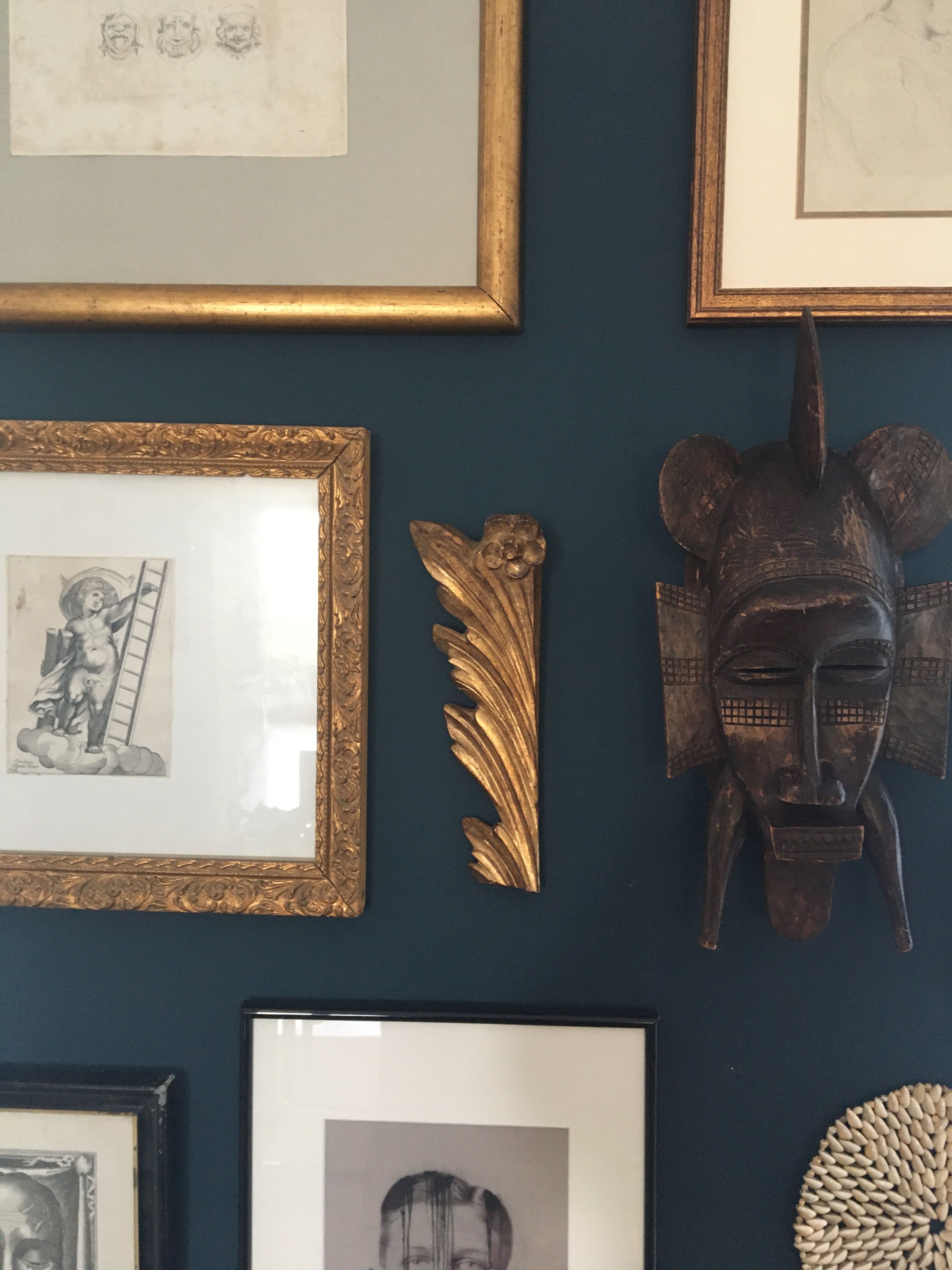 18th-century gilded wood fronton