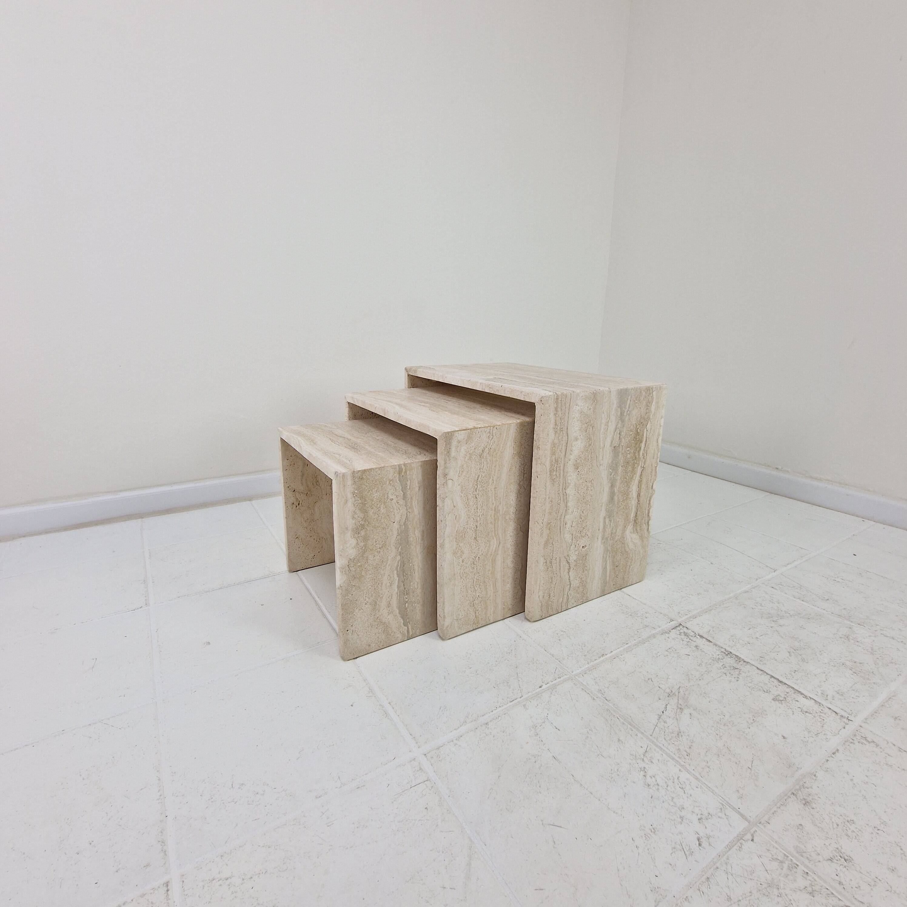 Italian 1980s Grooved Travertine Nesting Tables – Set of 3