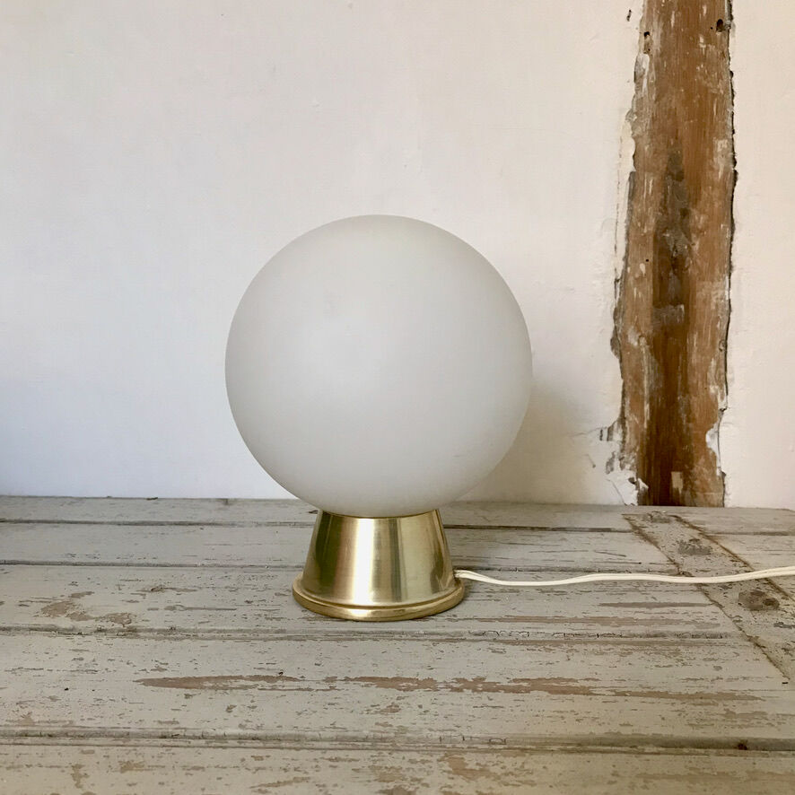 Opal globe table lamp