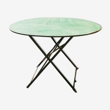 Table de jardin verte en fer