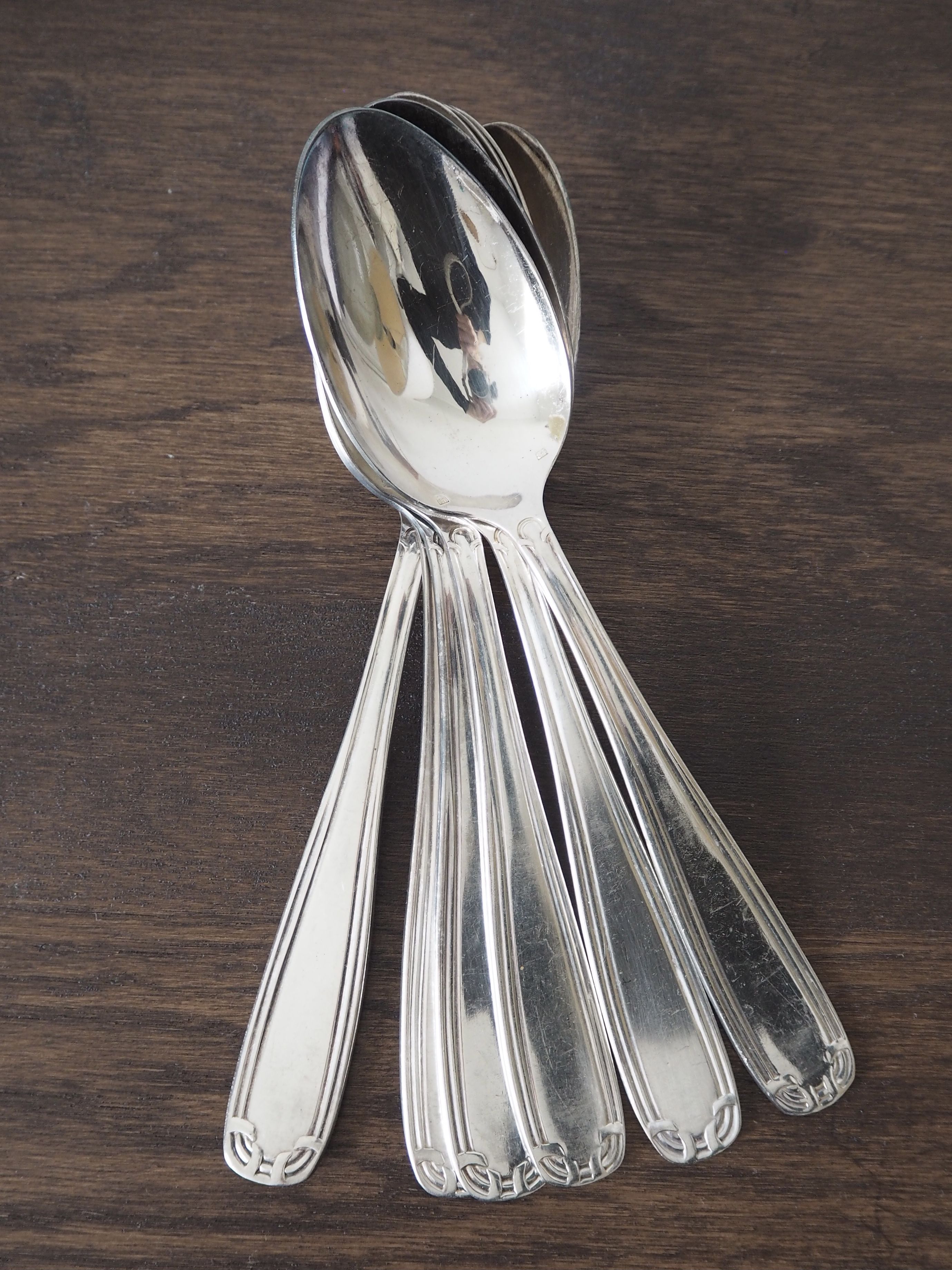 Set of 6 forks and 6 spoons in silver metal with punches