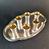 Élégance à l’ancienne : Service à vodka en métal argenté