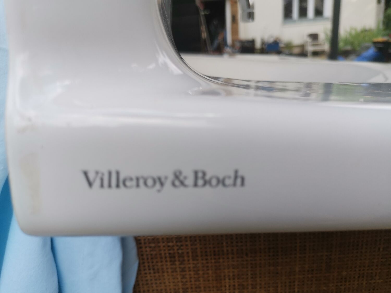 Washbasin sink ceramic basin