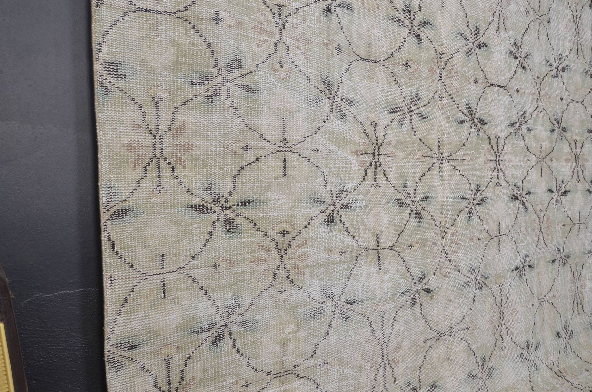 Oushak Anatolian Decorative Wool Rug sku 1326