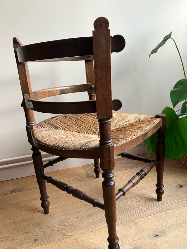 Chaise d’angle ou chaise de cheminée