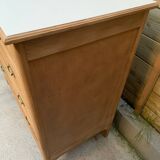 Old chest of drawers