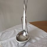Ladle and its support
