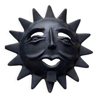 Black ceramic sun