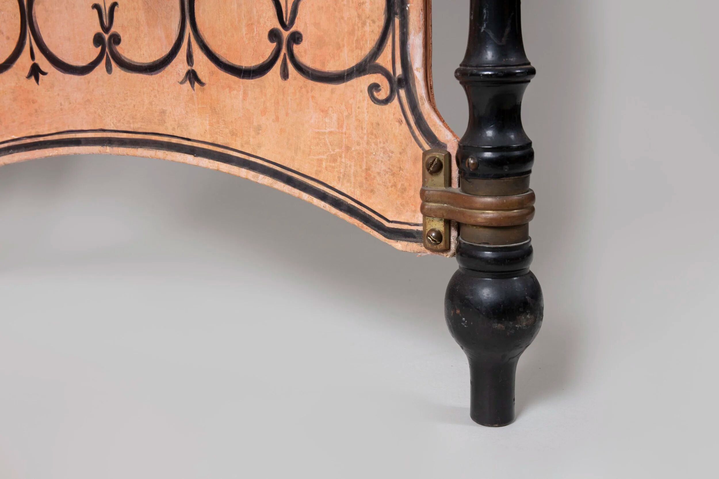 Italian screen with recent decorative painting