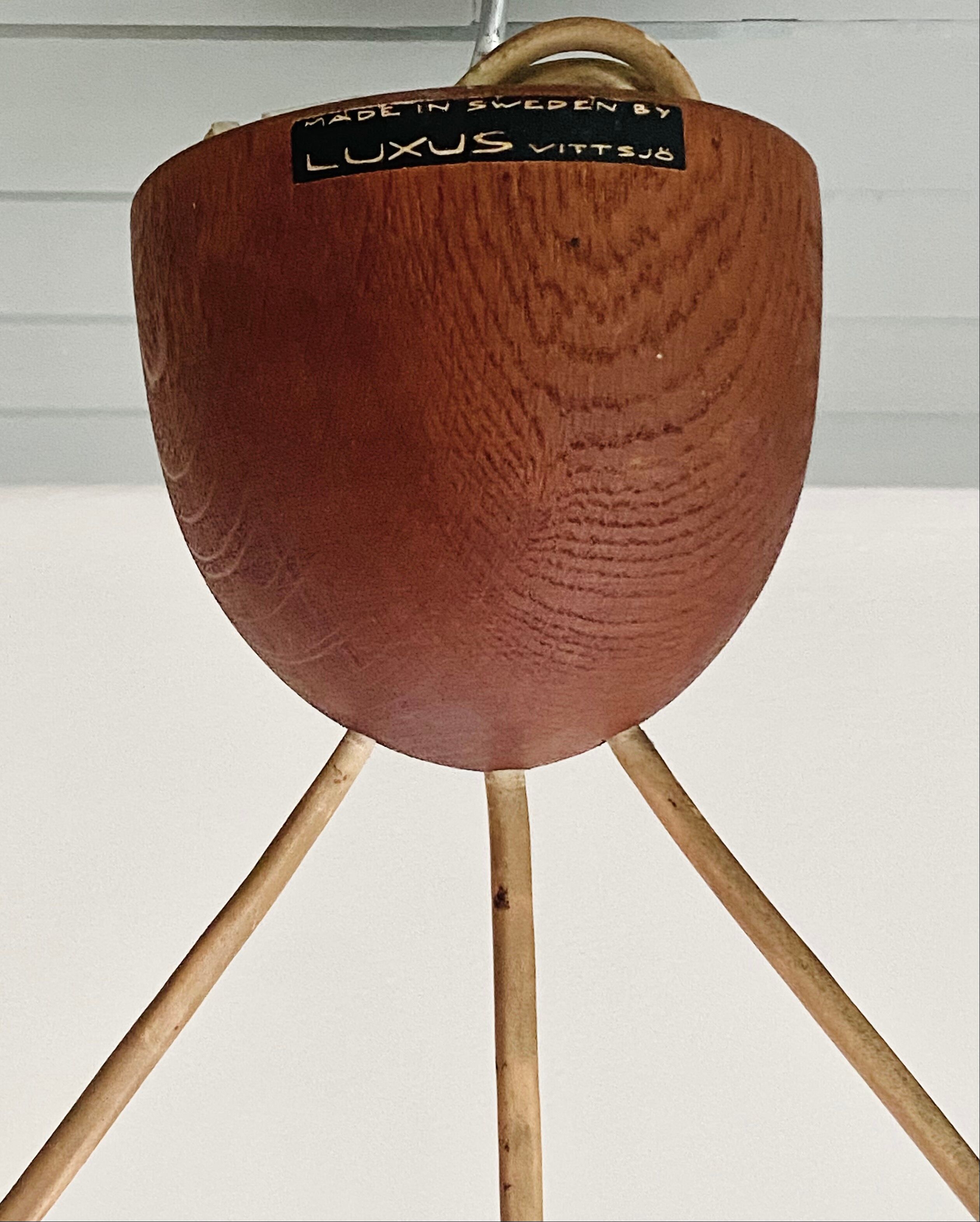 Opaline lamp and teak by Uno and Östen Kristiansson for Luxus