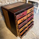 Workshop furniture with drawers