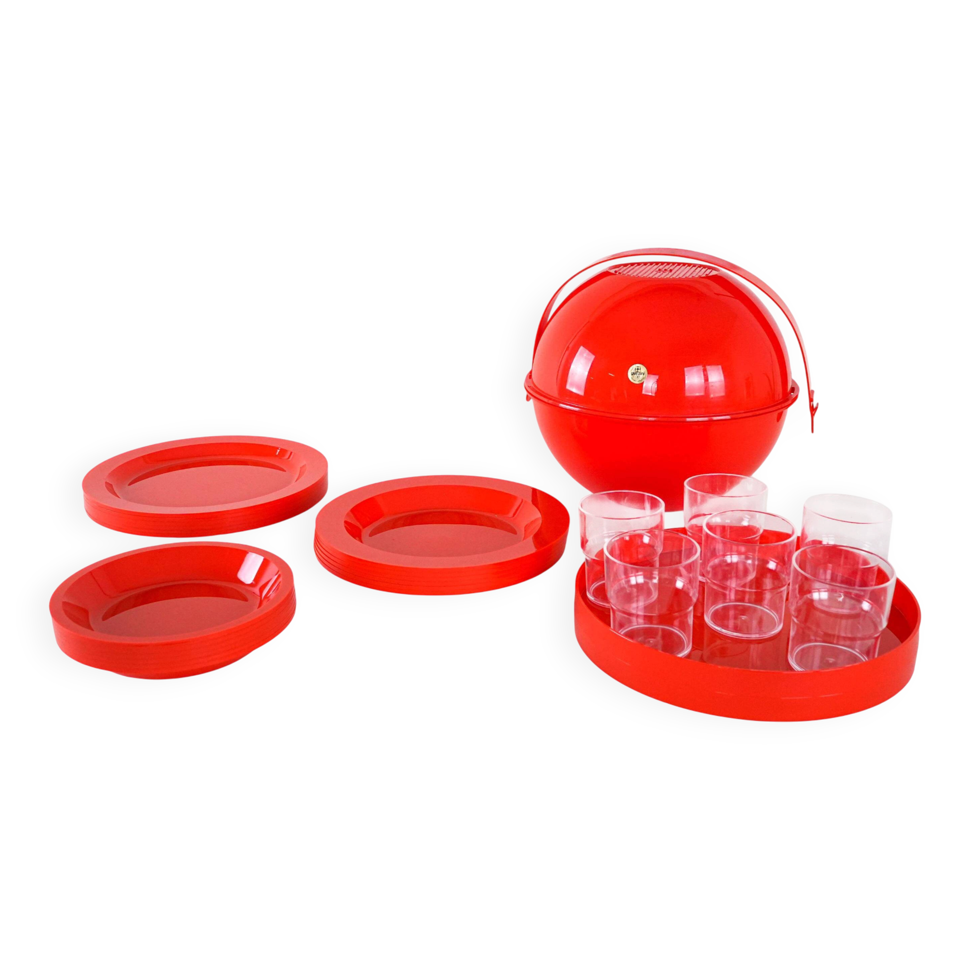 Picnic set, Italian design, 1970s, manufactured by Fratelli Guzzini