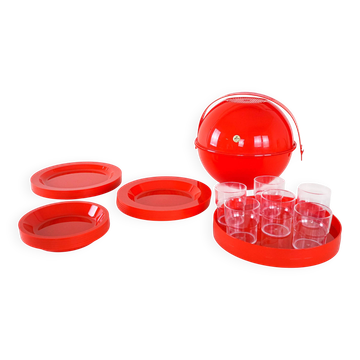Picnic set, Italian design, 1970s, manufactured by Fratelli Guzzini