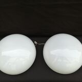 Two plafonniers in opaline of annees 60/70