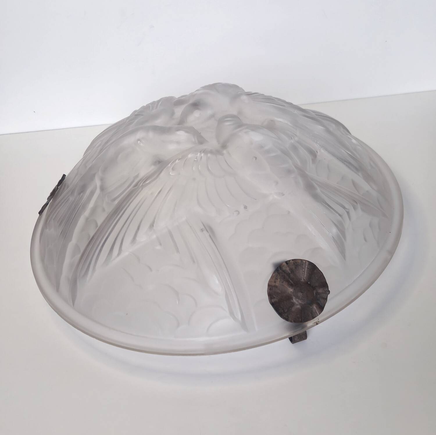 Art Deco suspension in moulded glass by Noverdy with a frosted effect.