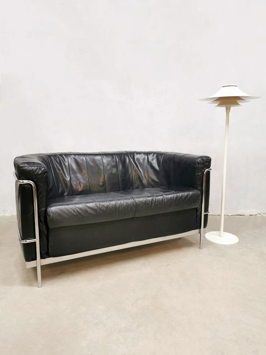 Vintage Italian design sofa loveseat ‘Minimalism’