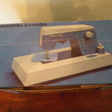 Manual sewing machine - Children's toy - Original box - Ma Cousette, France