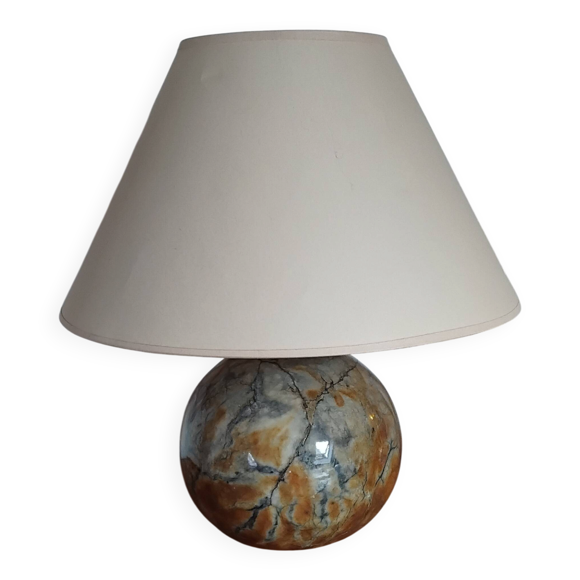 Boule en pierre