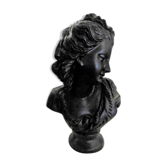 Bust of beautiful woman period platre sculpture