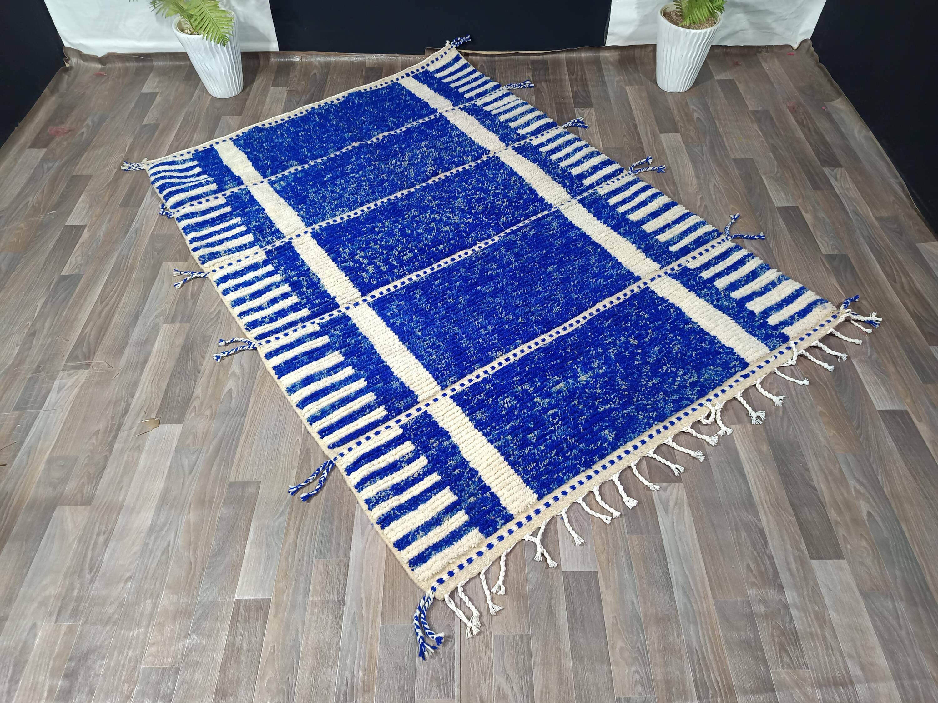 Traditional Berber rug 3 x 2 m