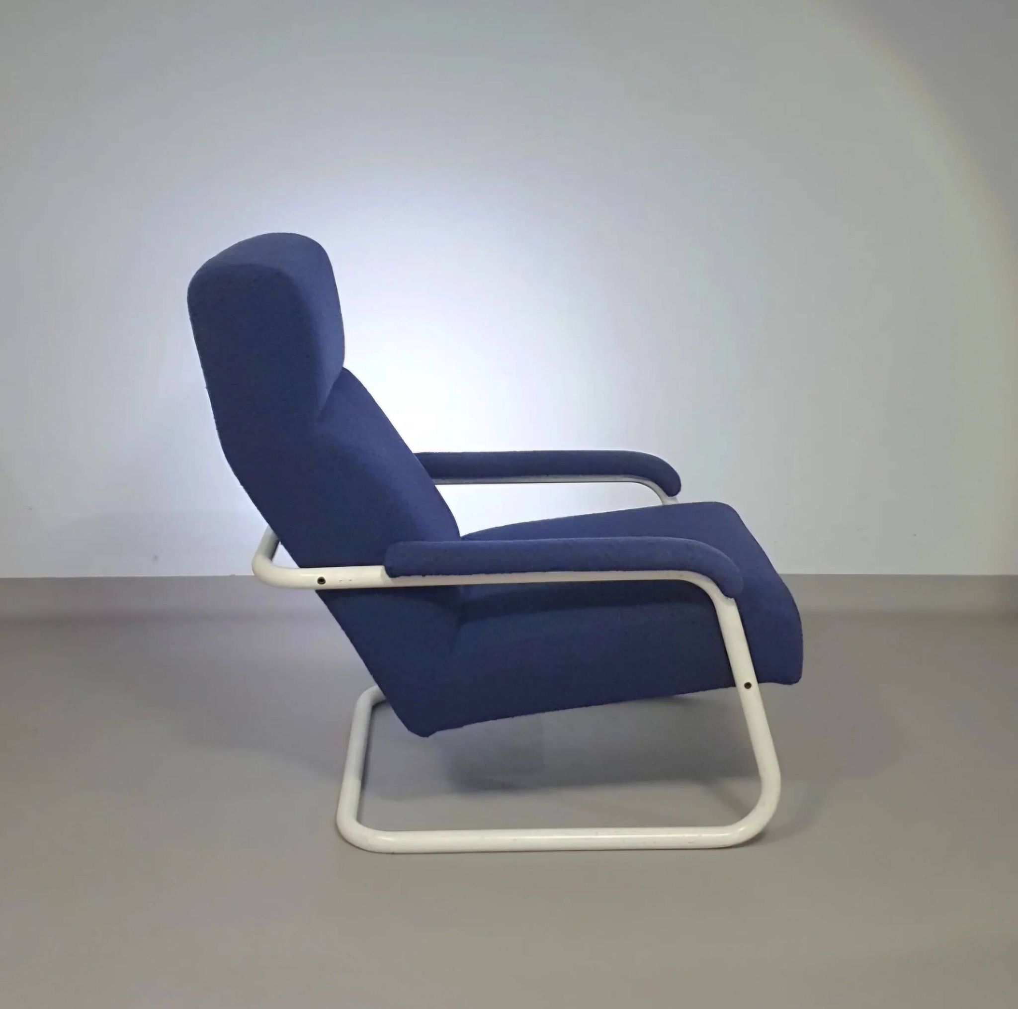 Vintage postmodern armchair 4750 by Jan des Bouvrie for Gelderland, 1980s