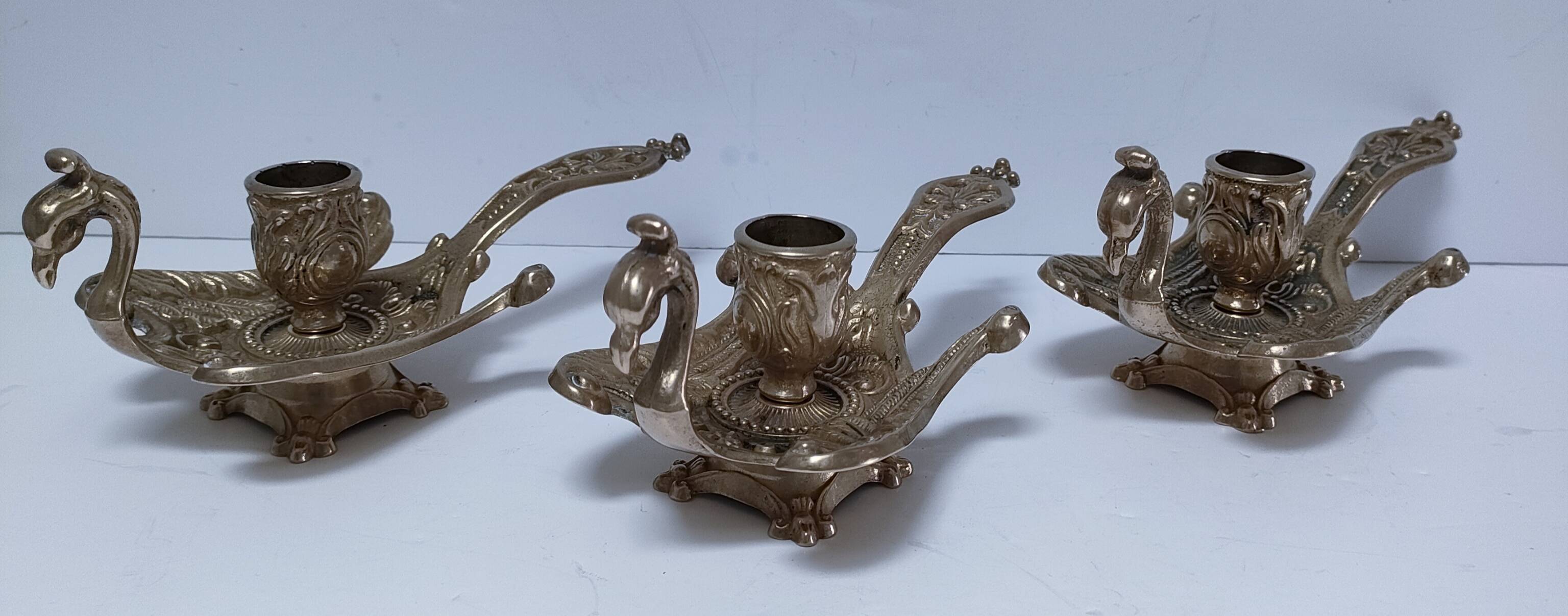 3 bougeoirs paons en laiton, années 60