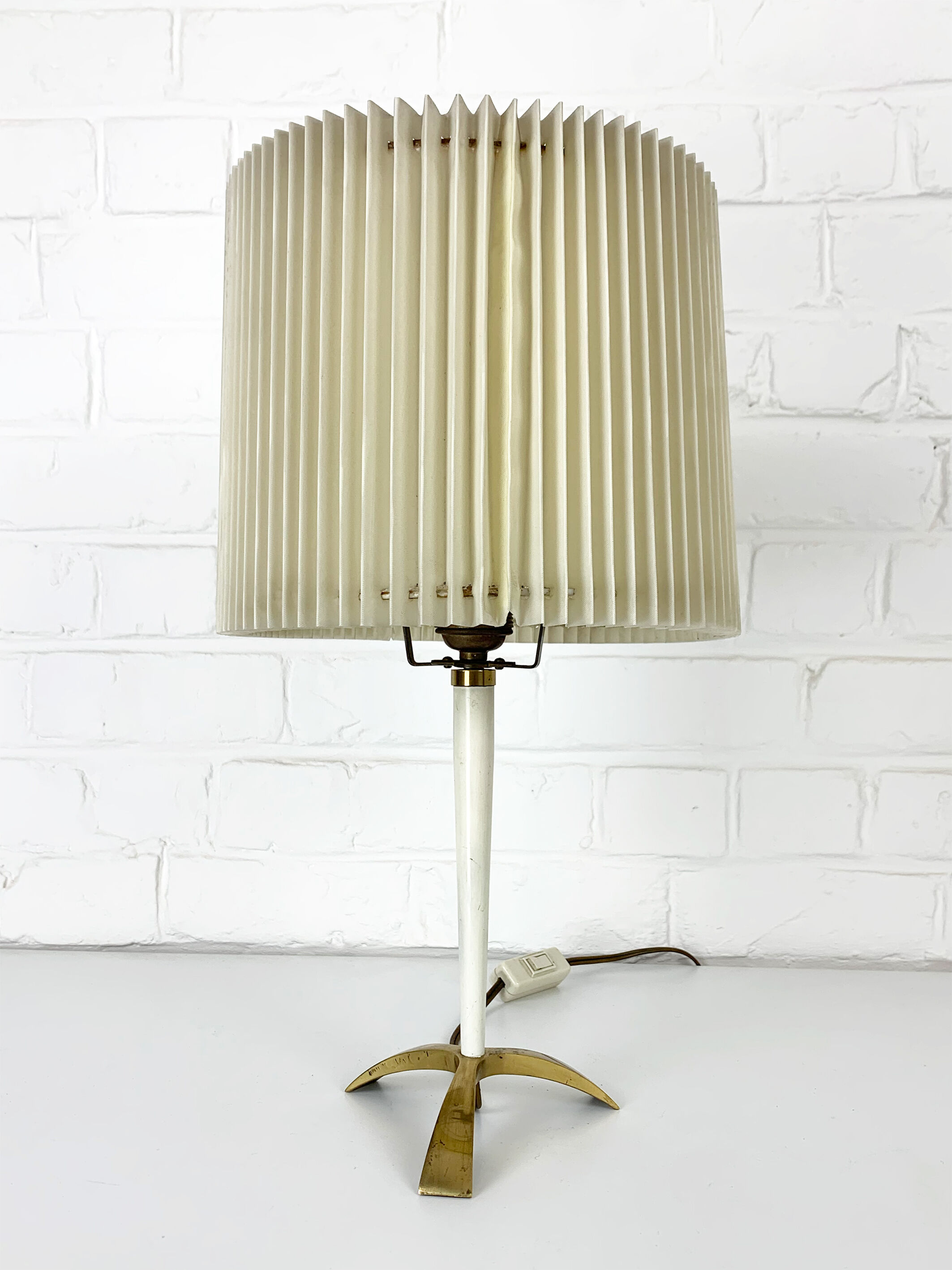 Modernist Table Lamp by J.T. Kalmar, Austria, Mid-Century Brass