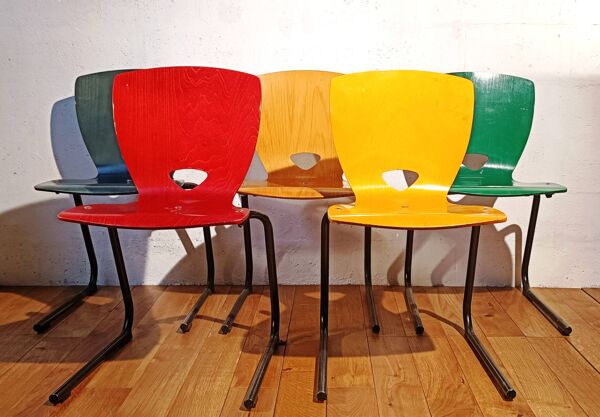 Chaise de cantine vintage