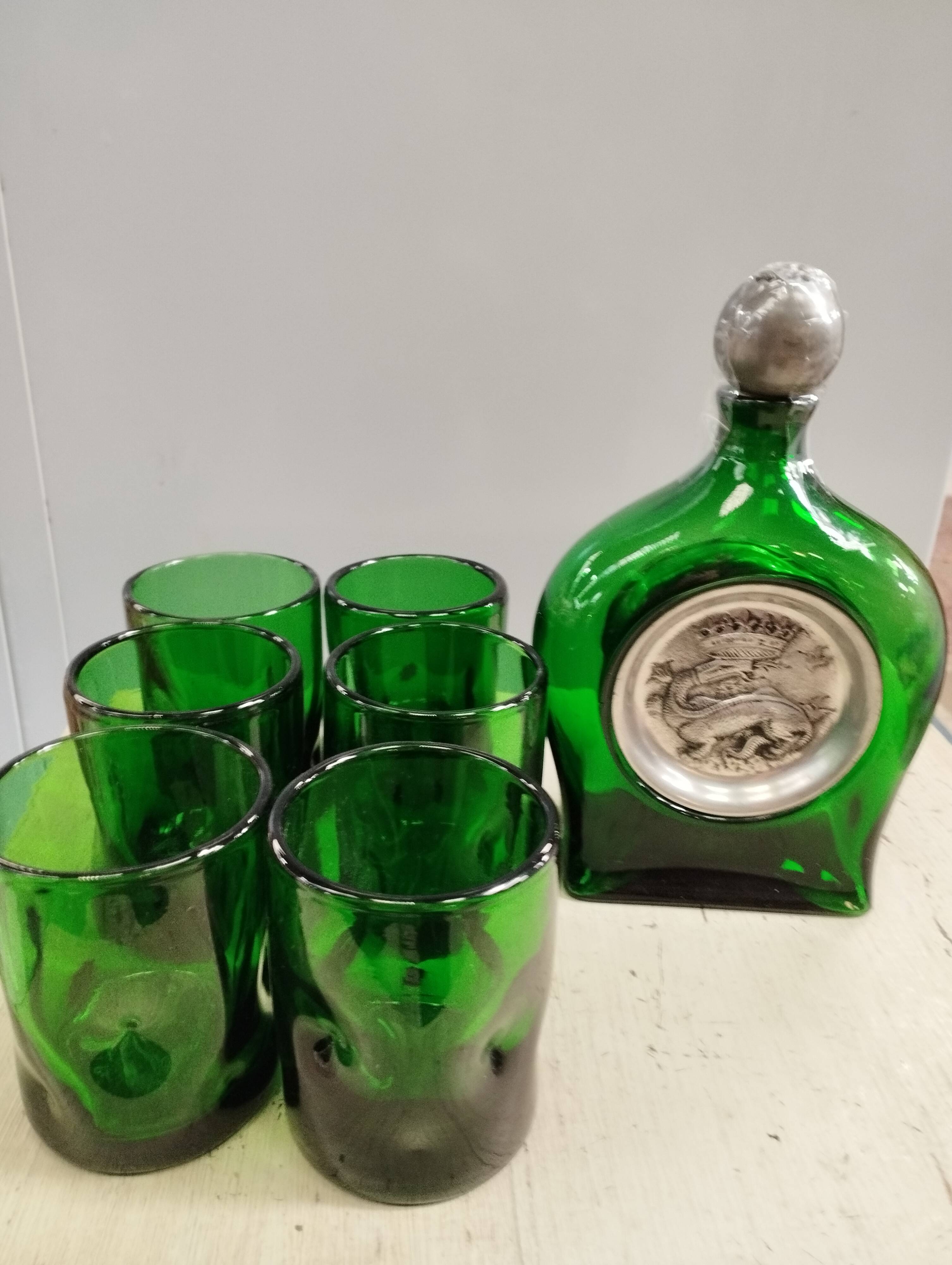 Whisky glass service