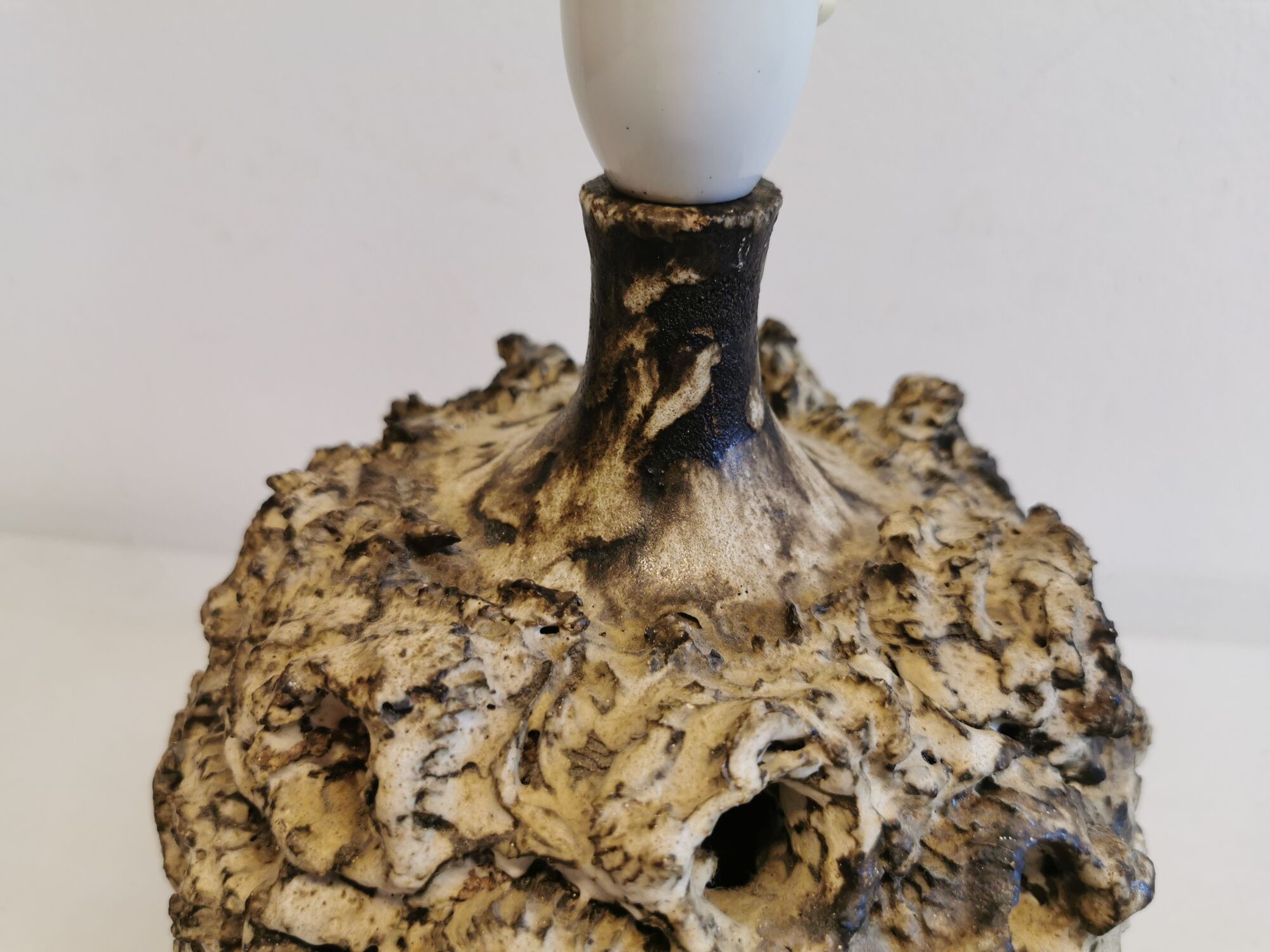 Ceramic table lamp designed by Bodil Marie Nielsen in the 60s.