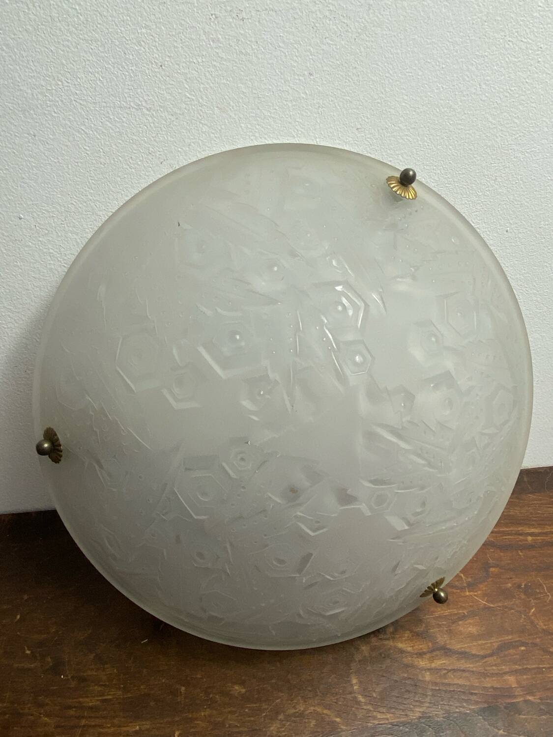 Muller Frères, moulded glass pendant, Art Deco