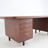 1960s Large exclusive free standing palisander desk