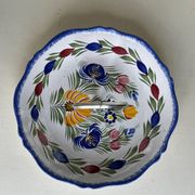 Quimper Henriot earthenware display or mute servant