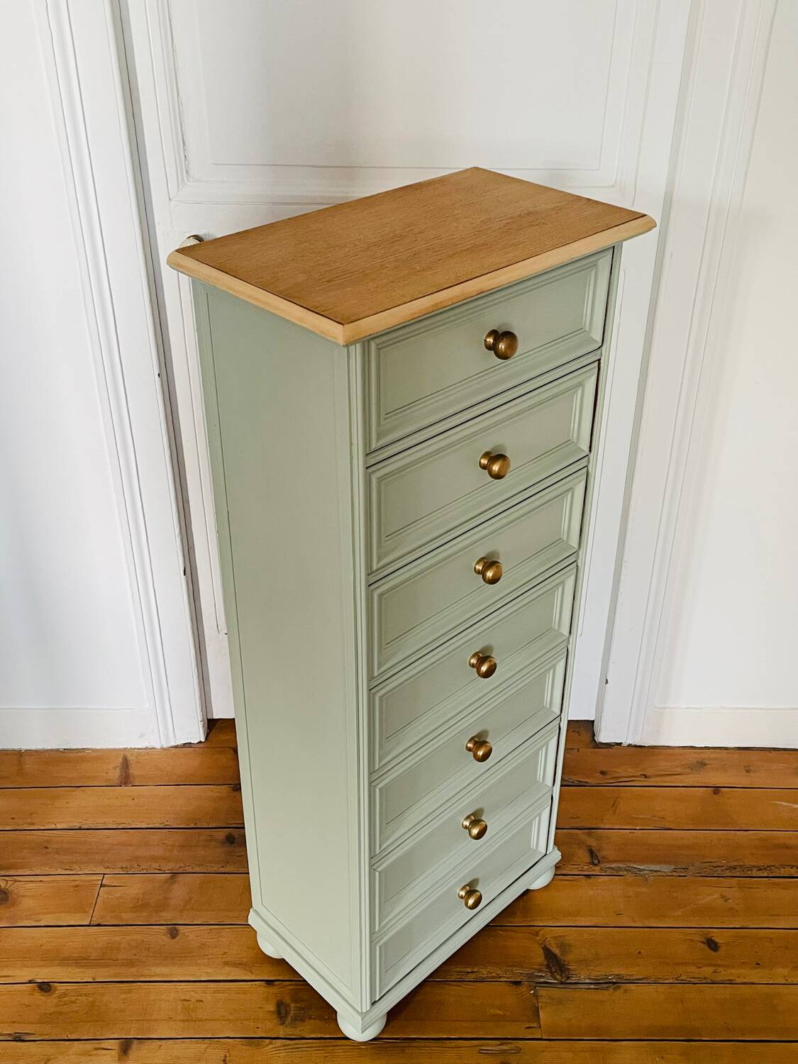 Vintage chiffonier weekbook revisited