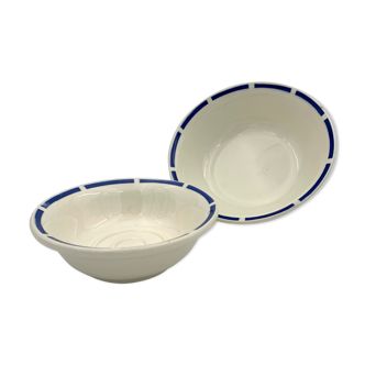 Two vintage cups in white earthenware, blue ledé 1950