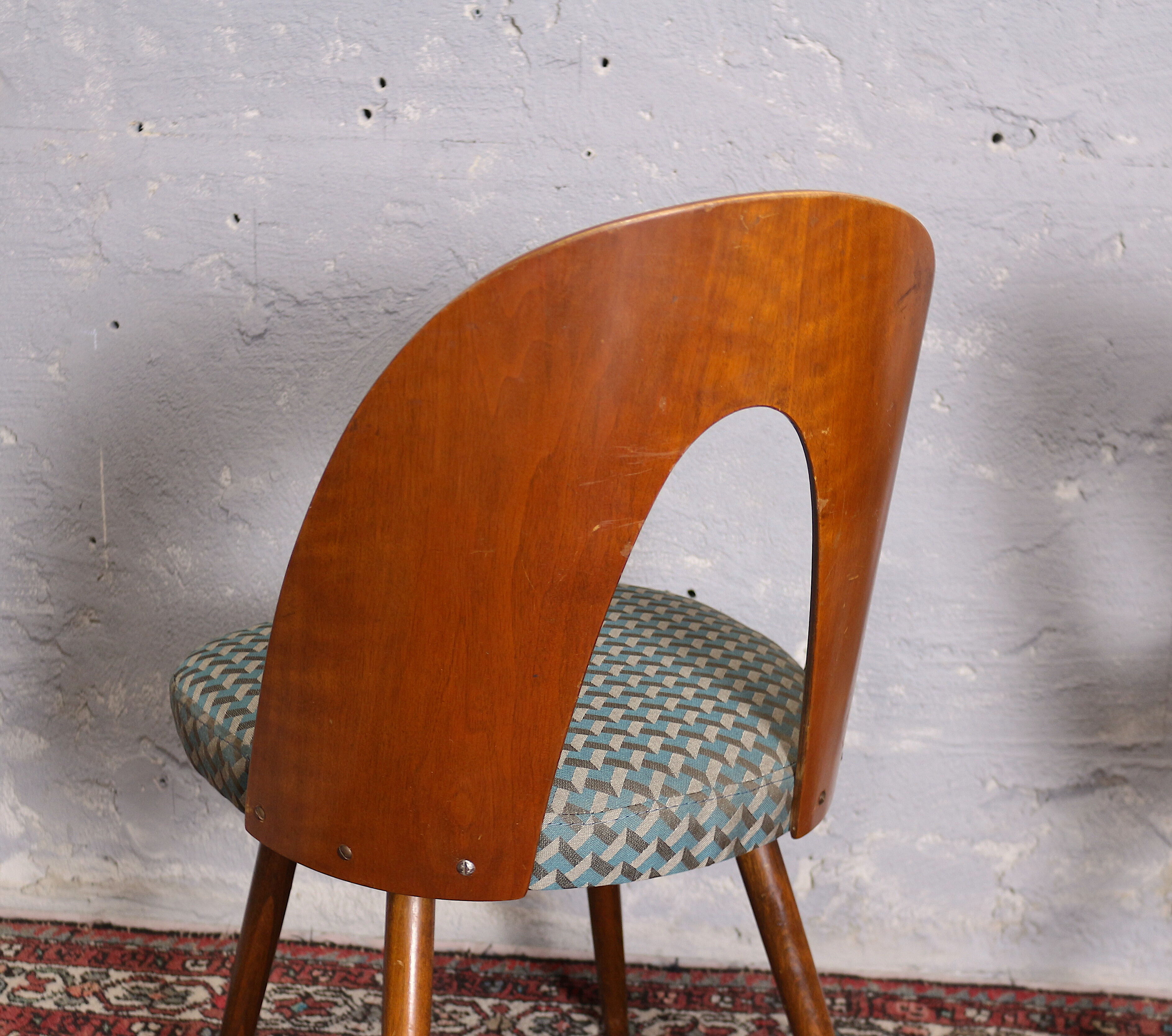Lot de 4 chaises par Antonin Suman, 1960 Tchécoslovaquie
