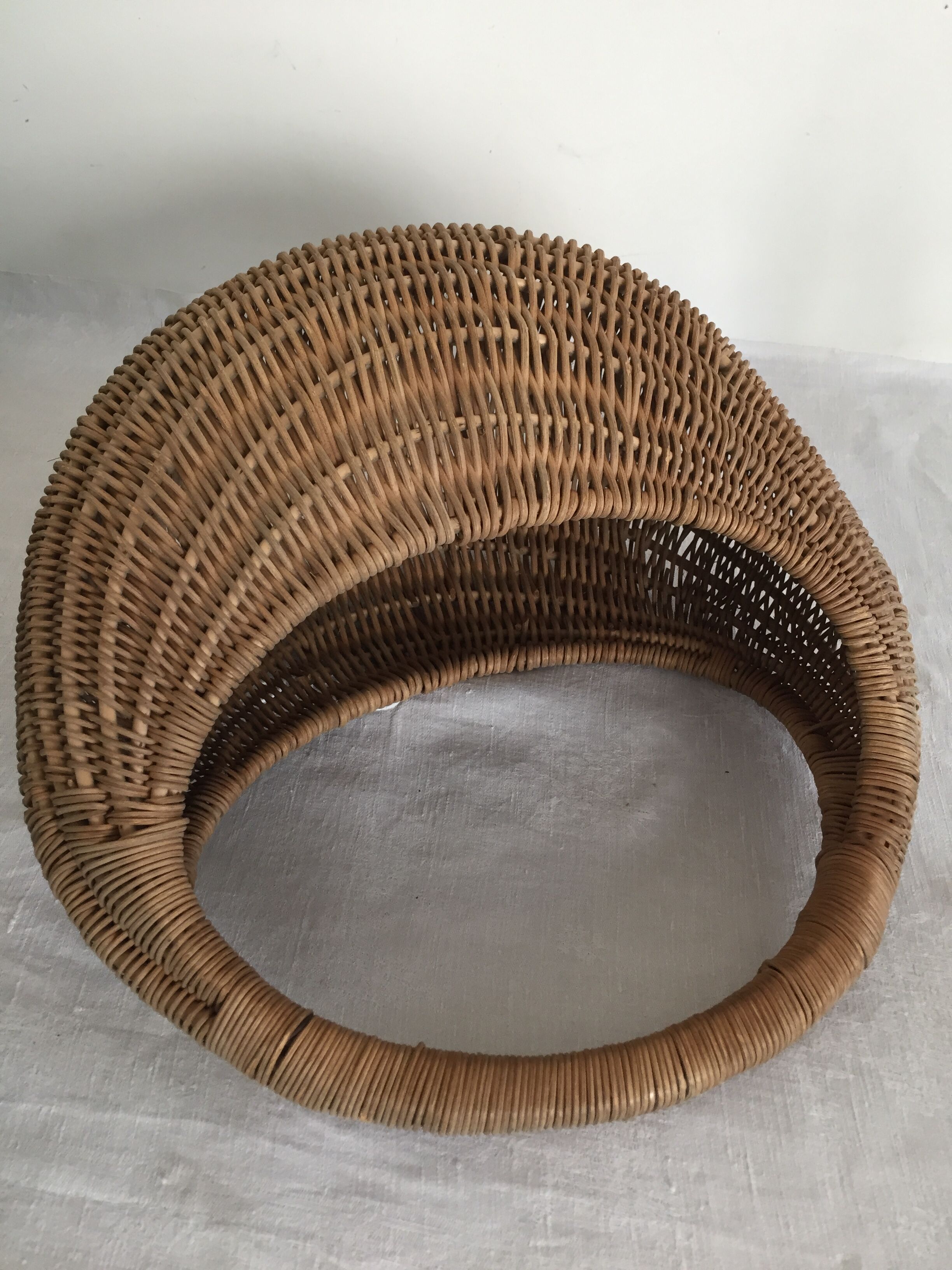 60s gondola basket