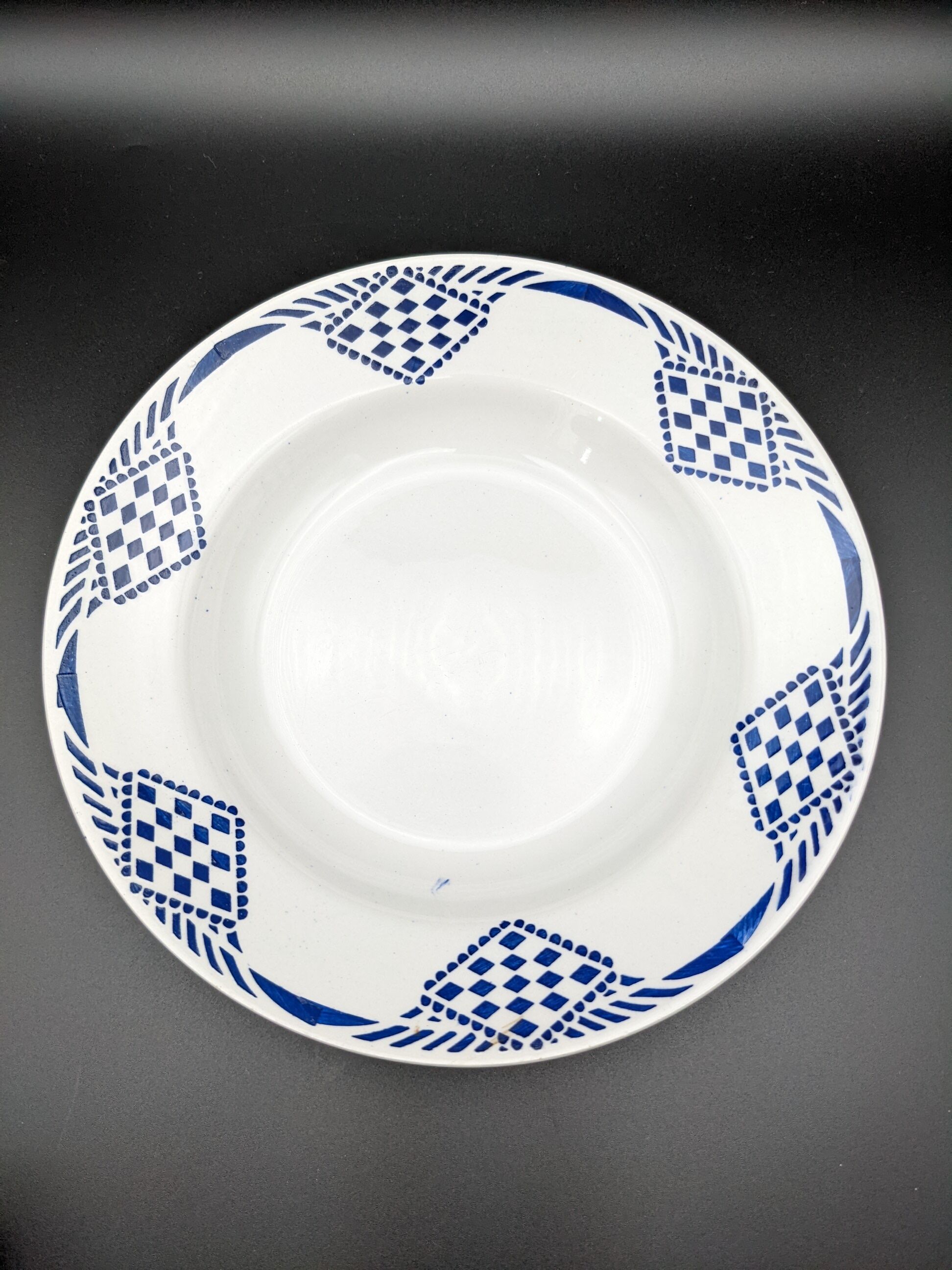 Set of 4 hollow plates Moulin des loups Orchies Hamage model Pantin vintage