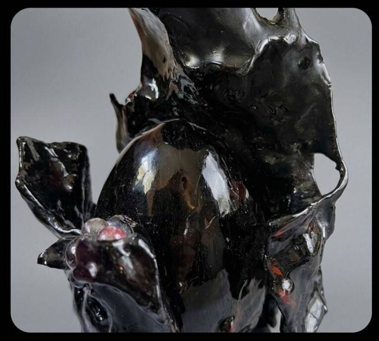 Hanne Skjellerup (Denmark), "og i flammer" (2012). Unique sculpture.