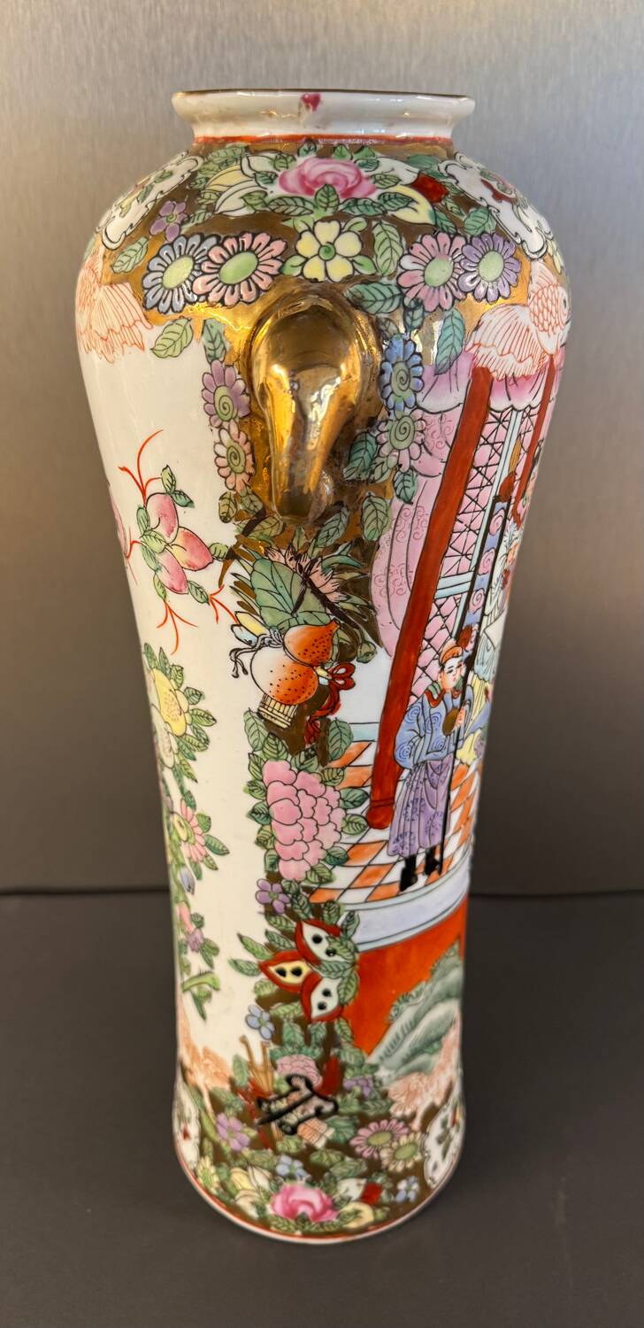 Large porcelain vase with elephant handles – 20th century