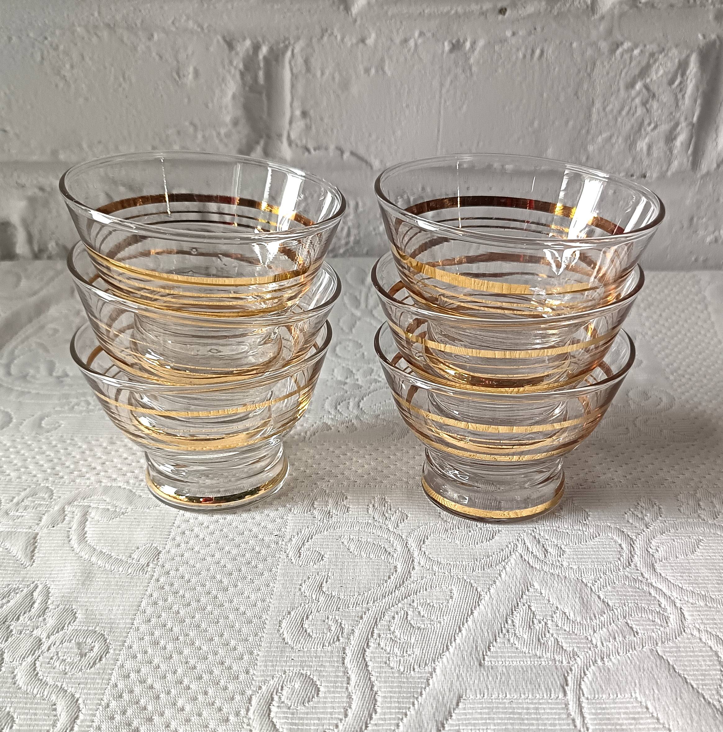 6 vintage 1950s champagne/dessert glasses with gold trim