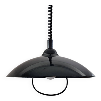 Vintage pendant light goes up and down