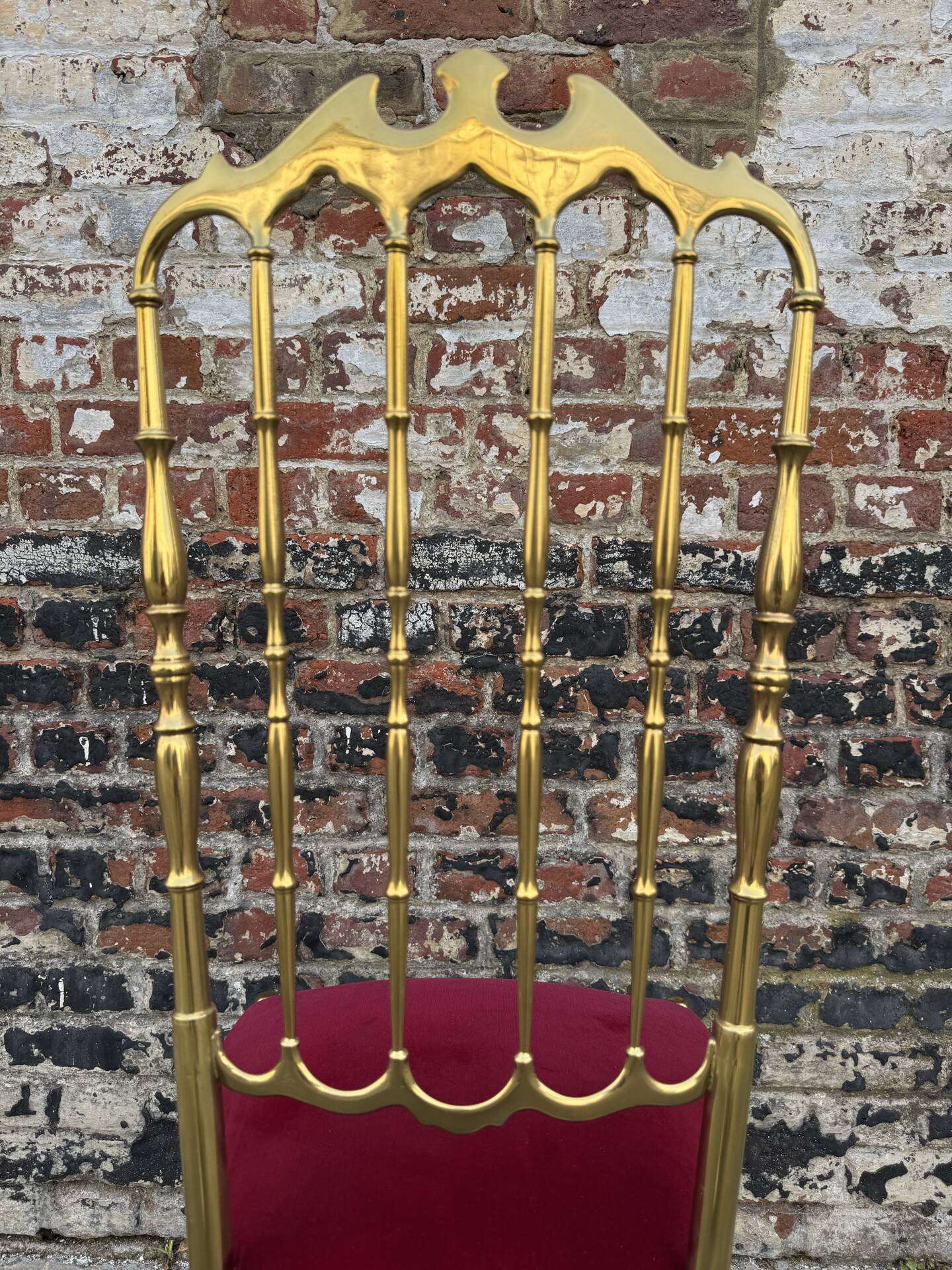 Vintage chiavari chair