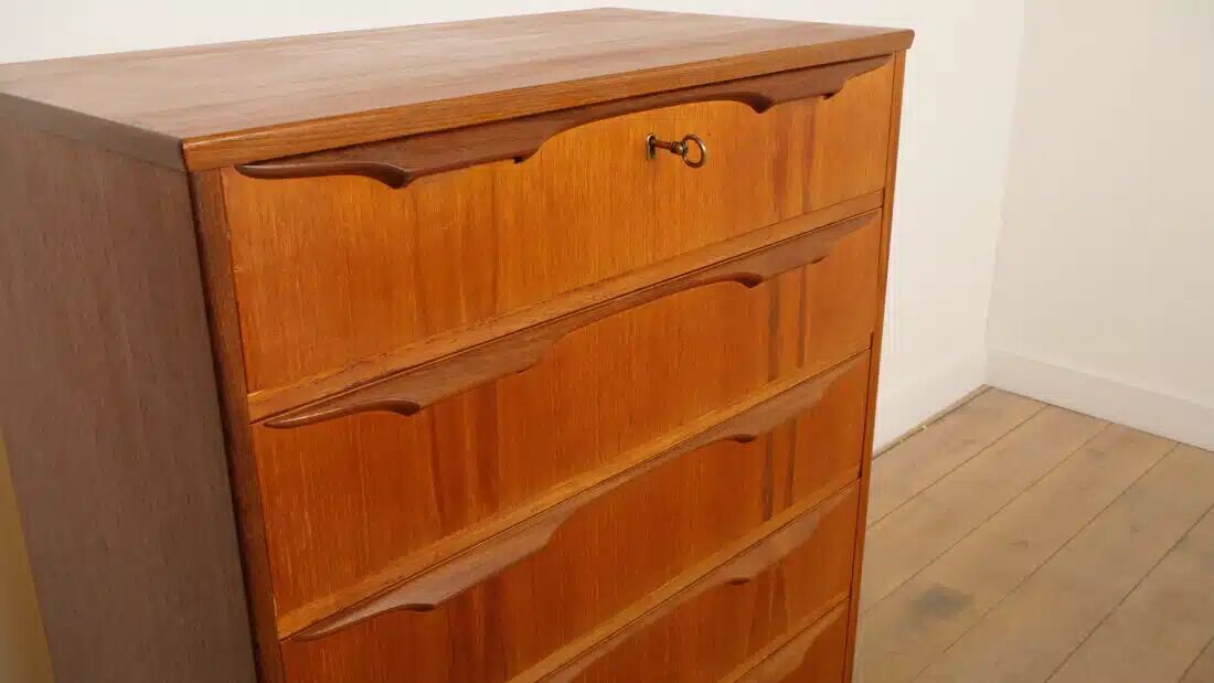 Vintage Danish chest of drawers | Teak | 6 drawers | 122 cm