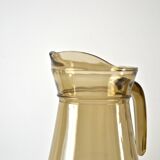 Decanter and four glasses