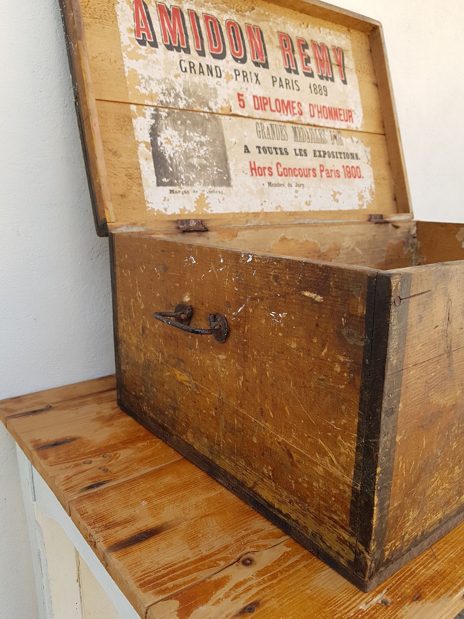 Wooden box