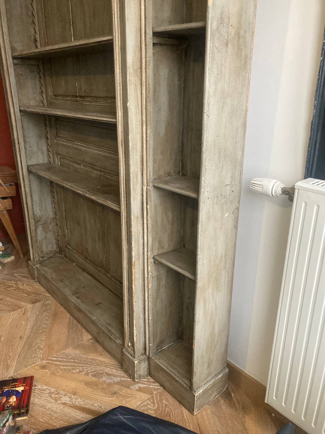 Solid wood bookcase