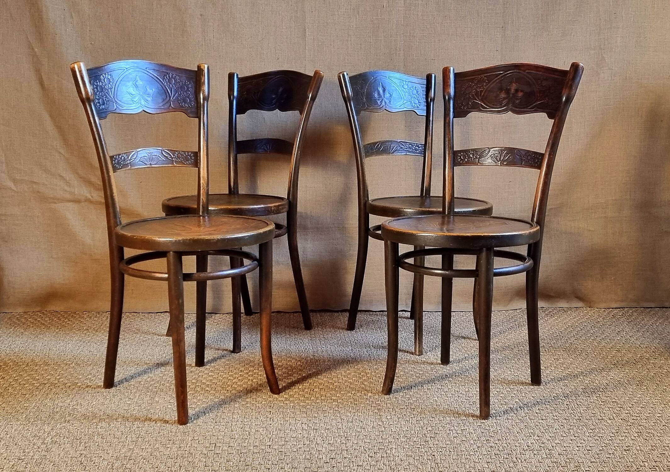 4 thonet bistro chairs circa 1910
