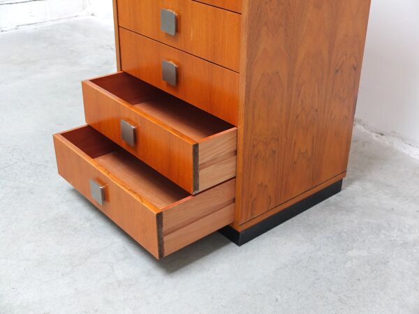 Commode haute par Alfred Hendrickx pour Belform, années 1960.