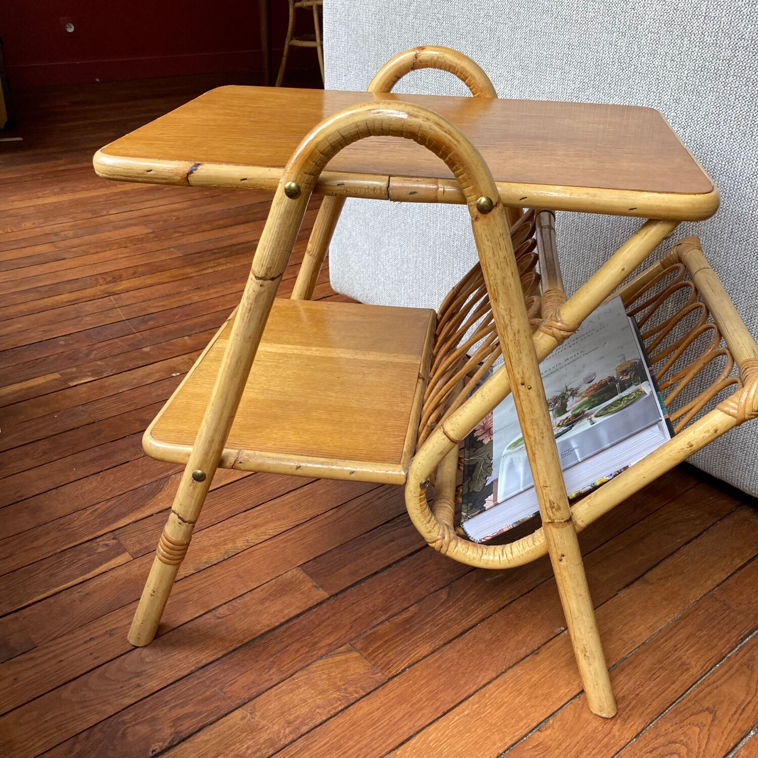 Rattan sofa end/magazine door